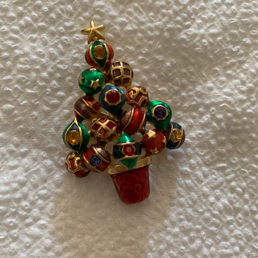 Full Christmas Brooch pin